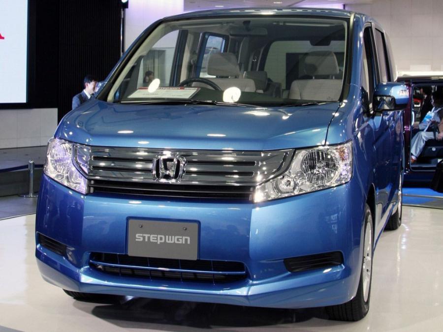  Honda Step Wagon Stepwgn 2009 года  (фото 4 из 11)
